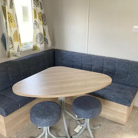 Lakeland Leisure Park - 11569 * Flookburgh